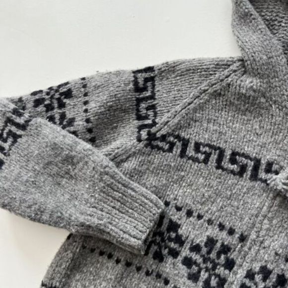 Vintage GAP Hand Knit Cowichan Full Zip Cardigan Sweater Size Medium 90s - Picture 4 of 10